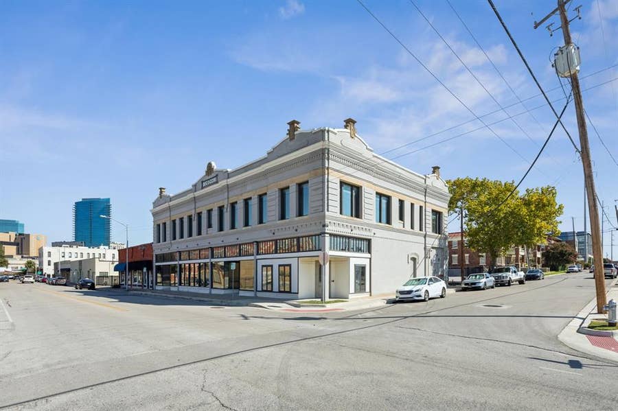 Property photo for 215 S Jennings Street, Fort Worth, TX