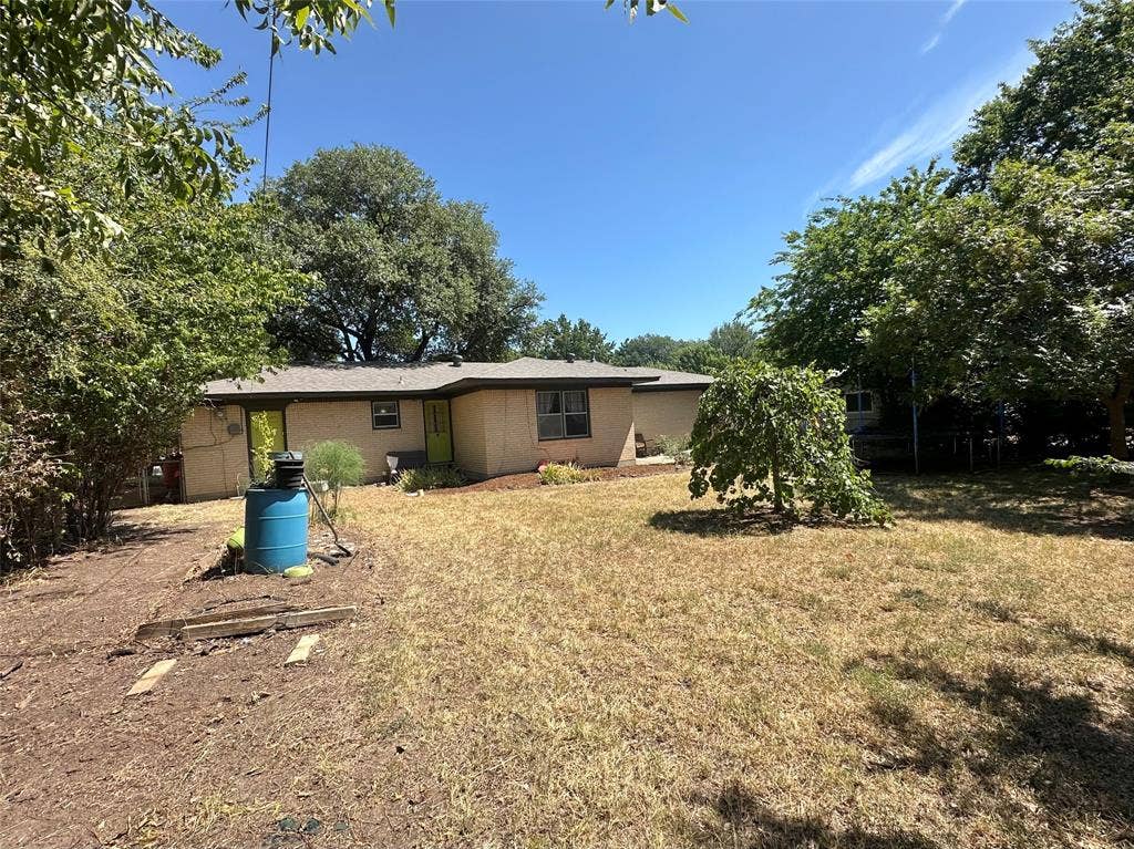 1317 Linden Drive, Denton, TX 76201 1317 Linden Drive, Denton, TX 76201