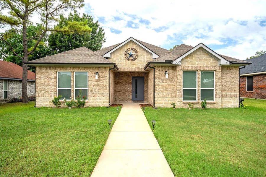 Property photo for 339 S Stewart Avenue, Lancaster, TX