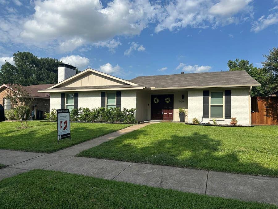 Property photo for 5014 Roundtable Lane, Garland, TX