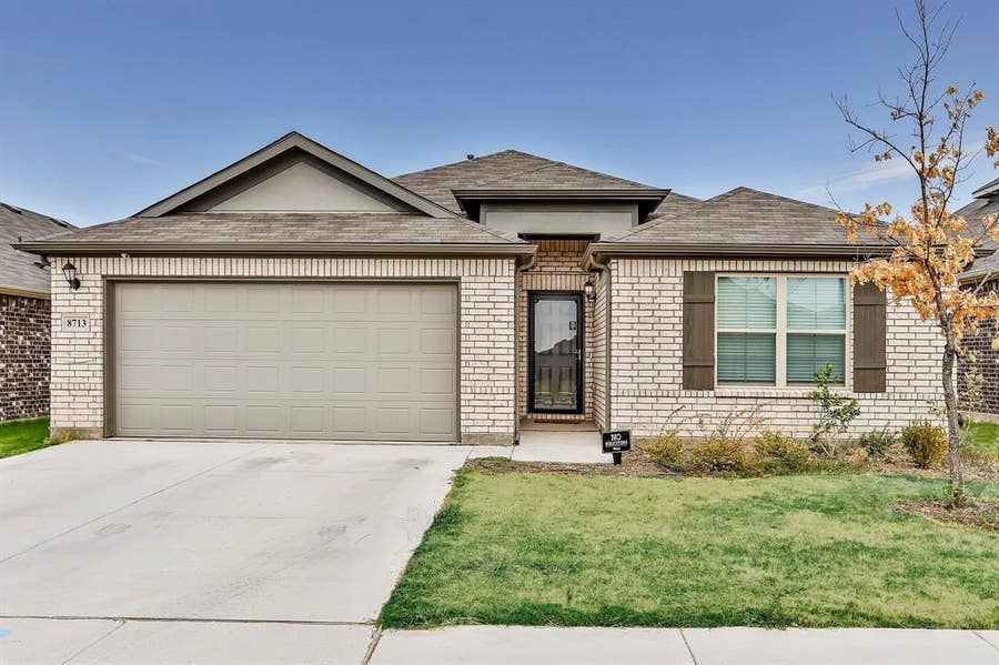 Property photo for 8713 Rock Hibiscus Drive, Fort Worth, TX