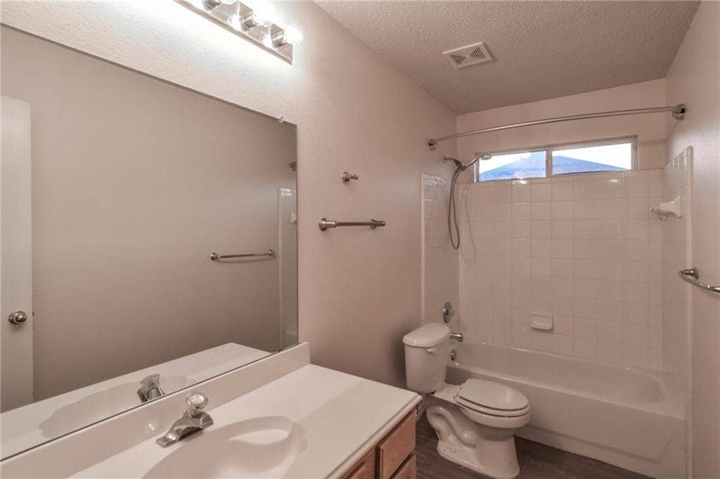 5505 Cedar Elm Drive, McKinney, TX 75070 5505 Cedar Elm Drive, McKinney, TX 75070