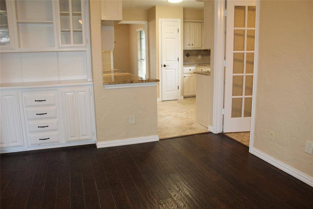 4037 Leon Drive, Plano, TX 75074 4037 Leon Drive, Plano, TX 75074