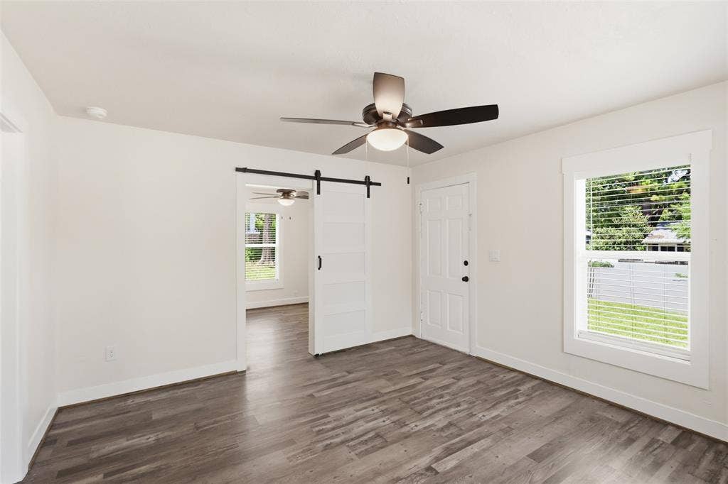 707 W Water Street, Weatherford, TX 76086 707 W Water Street, Weatherford, TX 76086