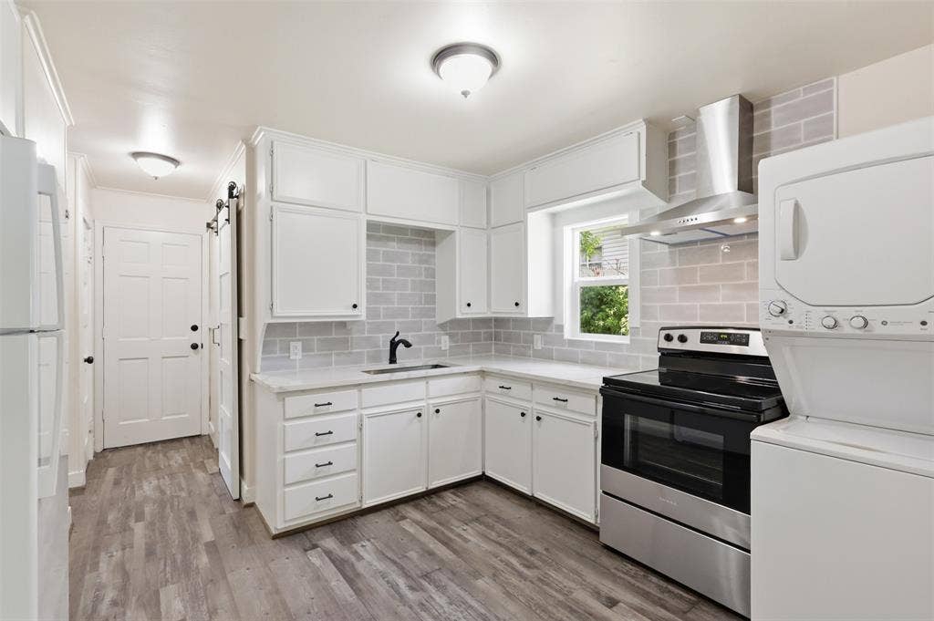 707 W Water Street, Weatherford, TX 76086 707 W Water Street, Weatherford, TX 76086