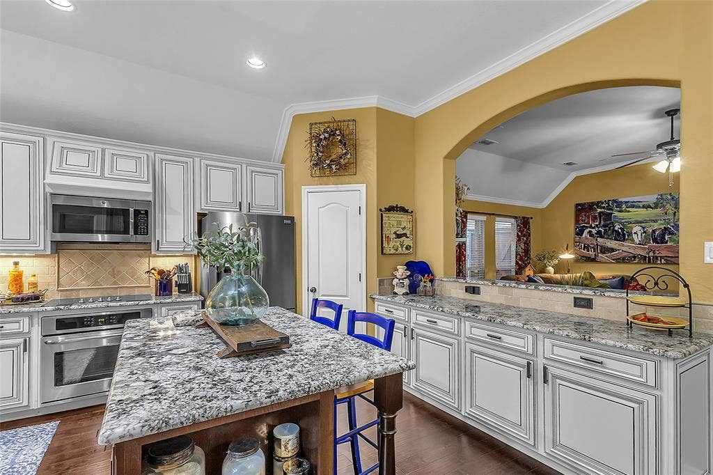 4512 Seventeen Lakes Court, Fort Worth, TX 76262 4512 Seventeen Lakes Court, Fort Worth, TX 76262