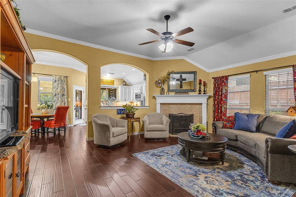 4512 Seventeen Lakes Court, Fort Worth, TX 76262 4512 Seventeen Lakes Court, Fort Worth, TX 76262