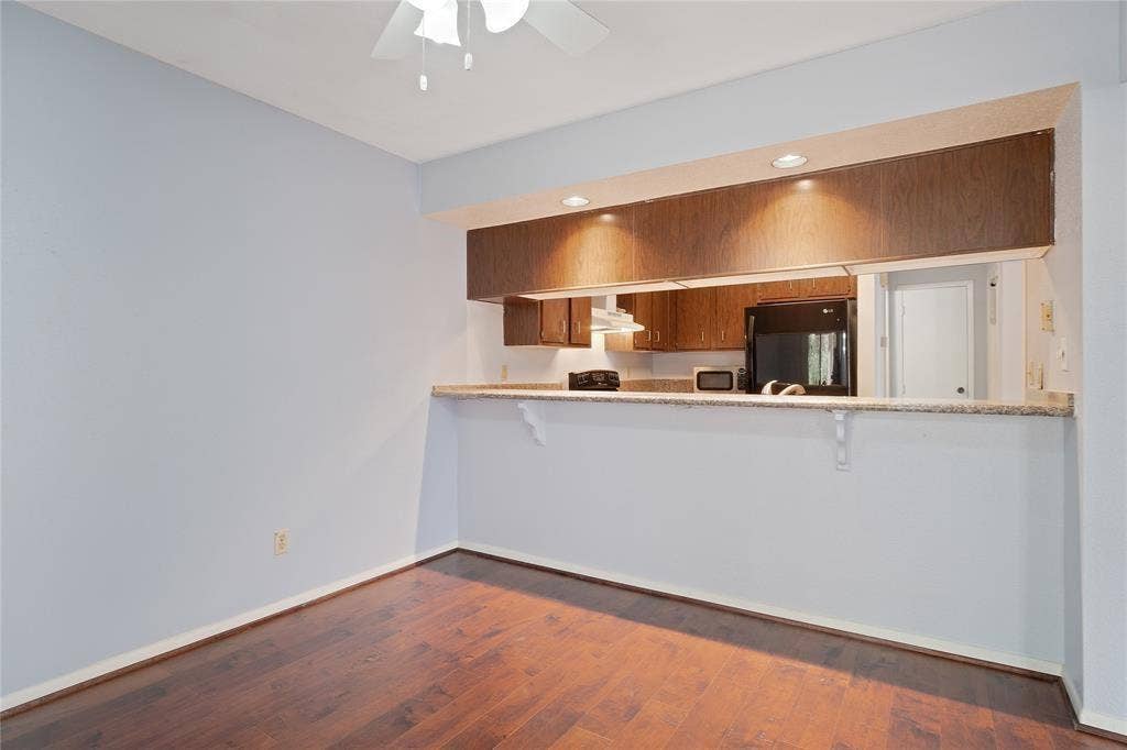 8100 Cambridge Street, #124, Houston, TX 77054 8100 Cambridge Street, #124, Houston, TX 77054
