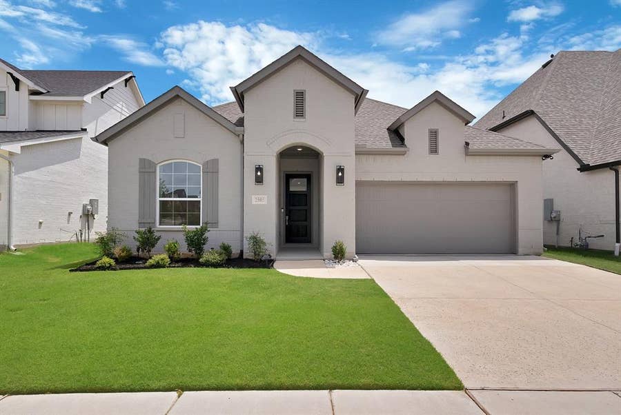 Property photo for 2505 Half Moon Way, Northlake, TX
