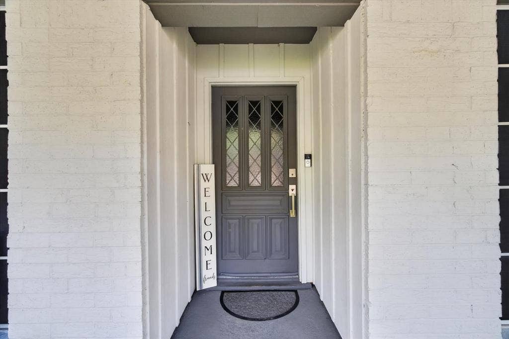 1317 W Redbud Drive, Hurst, TX 76053 1317 W Redbud Drive, Hurst, TX 76053