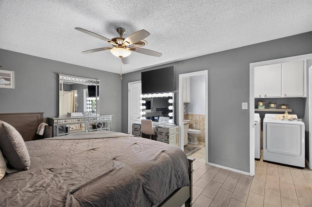 1317 W Redbud Drive, Hurst, TX 76053 1317 W Redbud Drive, Hurst, TX 76053