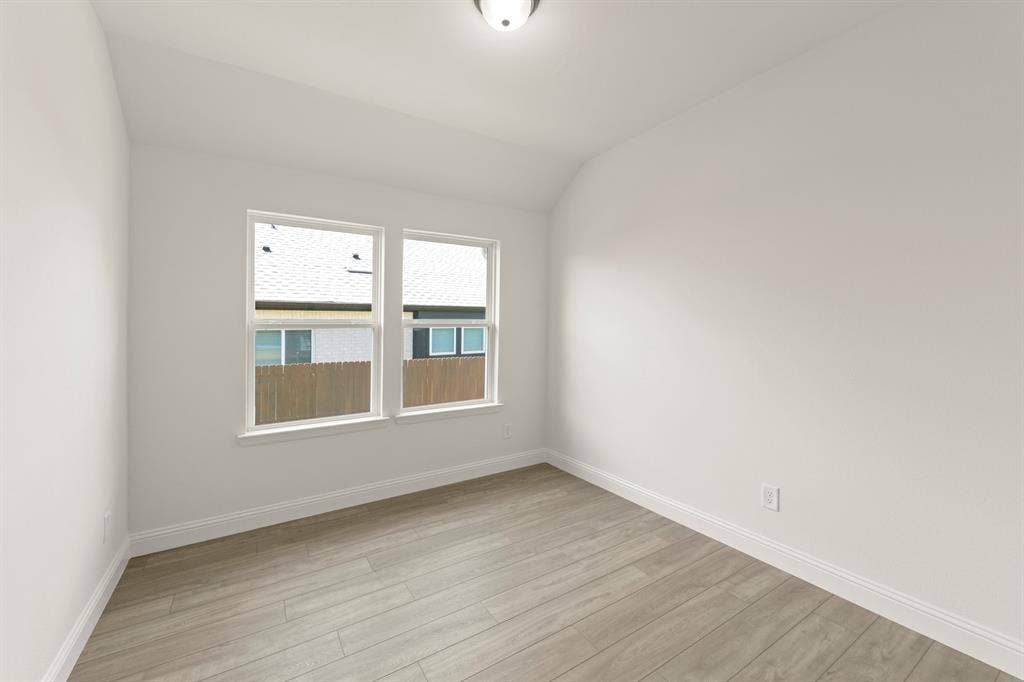 3805 Maize Avenue, Heartland, TX 75114 09. 3805 Maize - Study