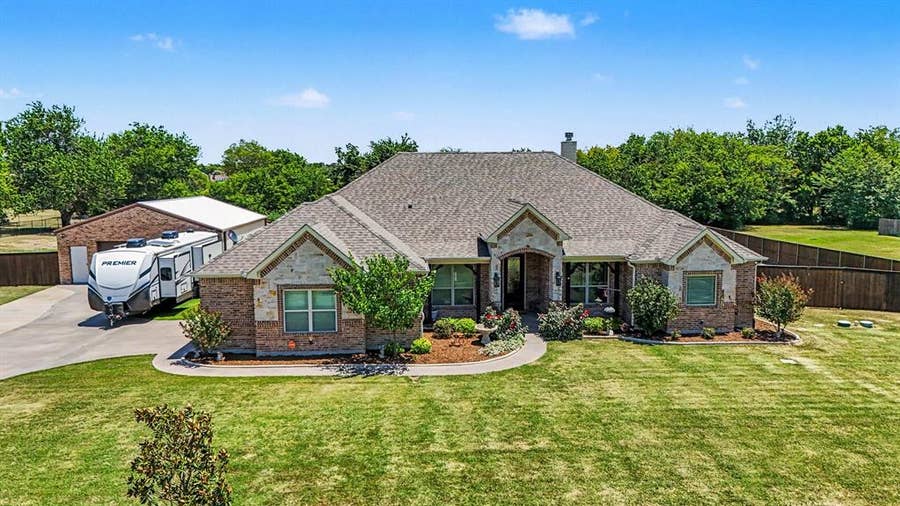 Property photo for 5175 Horseshoe Lane, Royse City, TX