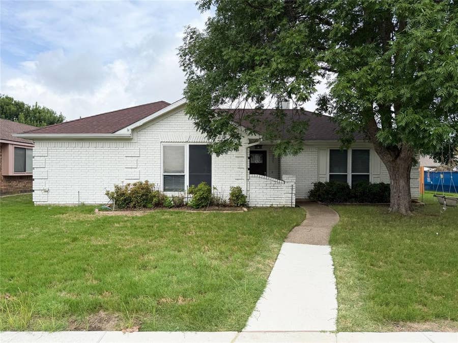 Property photo for 351 Parkwood Lane, Coppell, TX