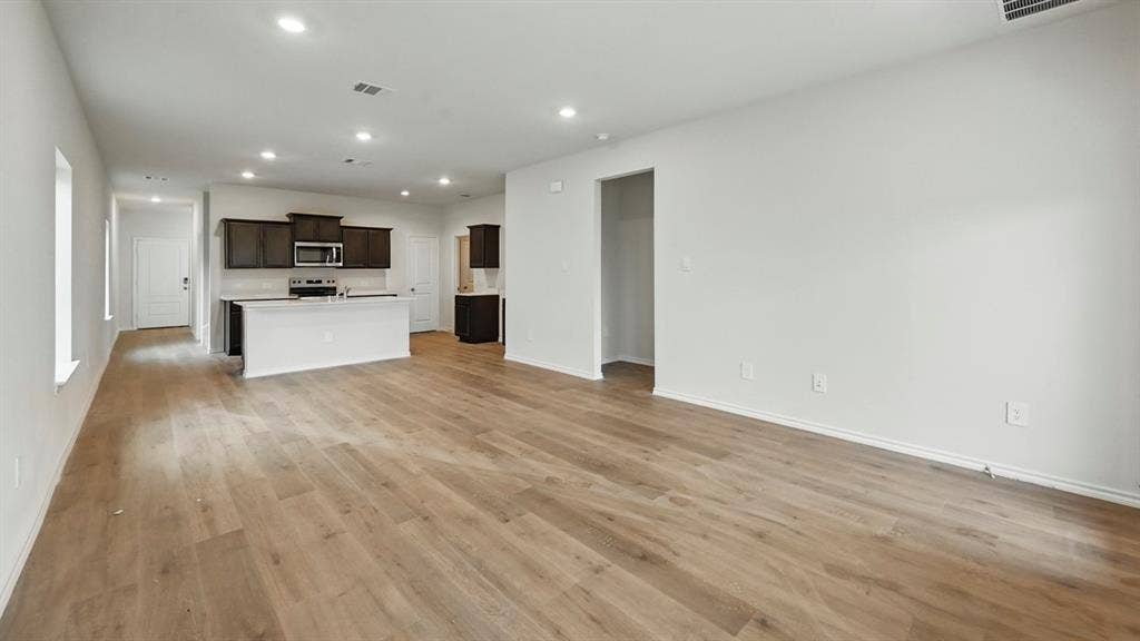 5602 Gannet Place, Crandall, TX 75114 Living room