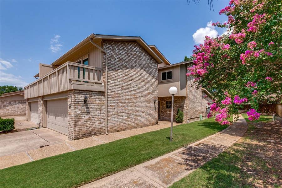 Property photo for 3102 Eastpark Drive, Garland, TX