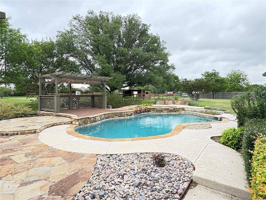 10694 Rose Garden Court, McKinney, TX 75072 10694 Rose Garden Court, McKinney, TX 75072