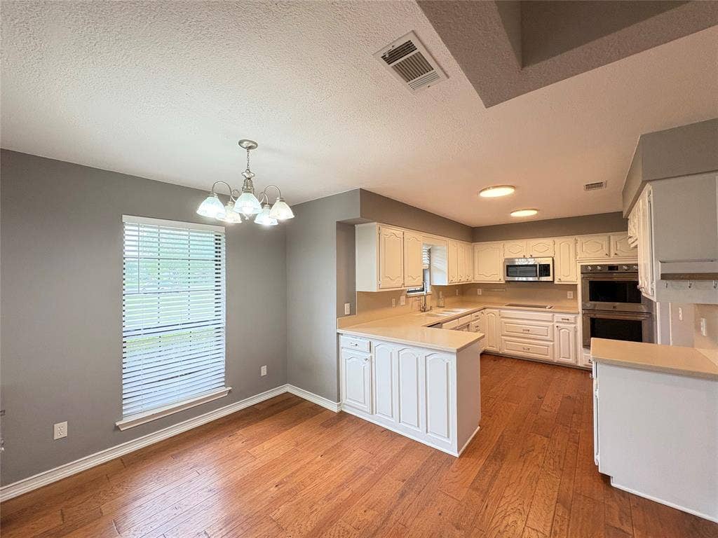 10694 Rose Garden Court, McKinney, TX 75072 10694 Rose Garden Court, McKinney, TX 75072