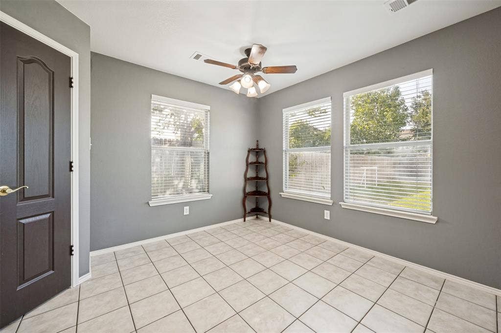 3700 Ocean Drive, Denton, TX 76210