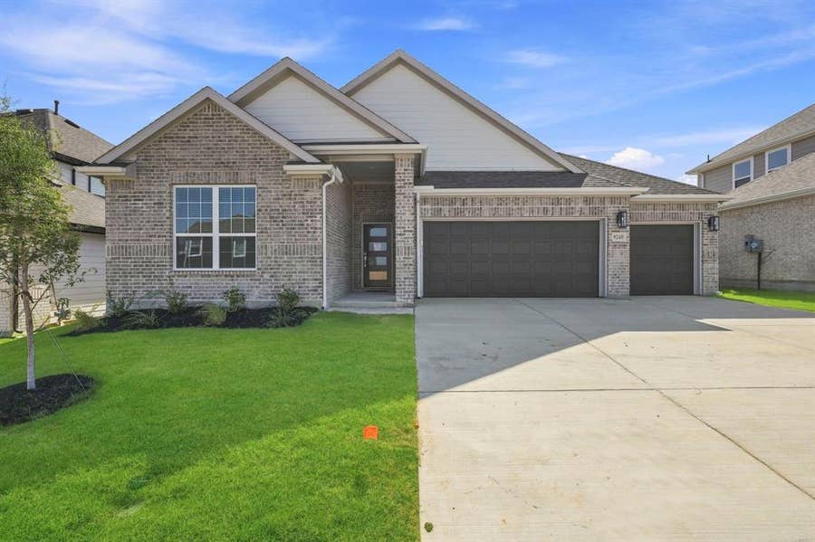 Property photo for 9245 Harrisburg Drive, Fort Worth, TX