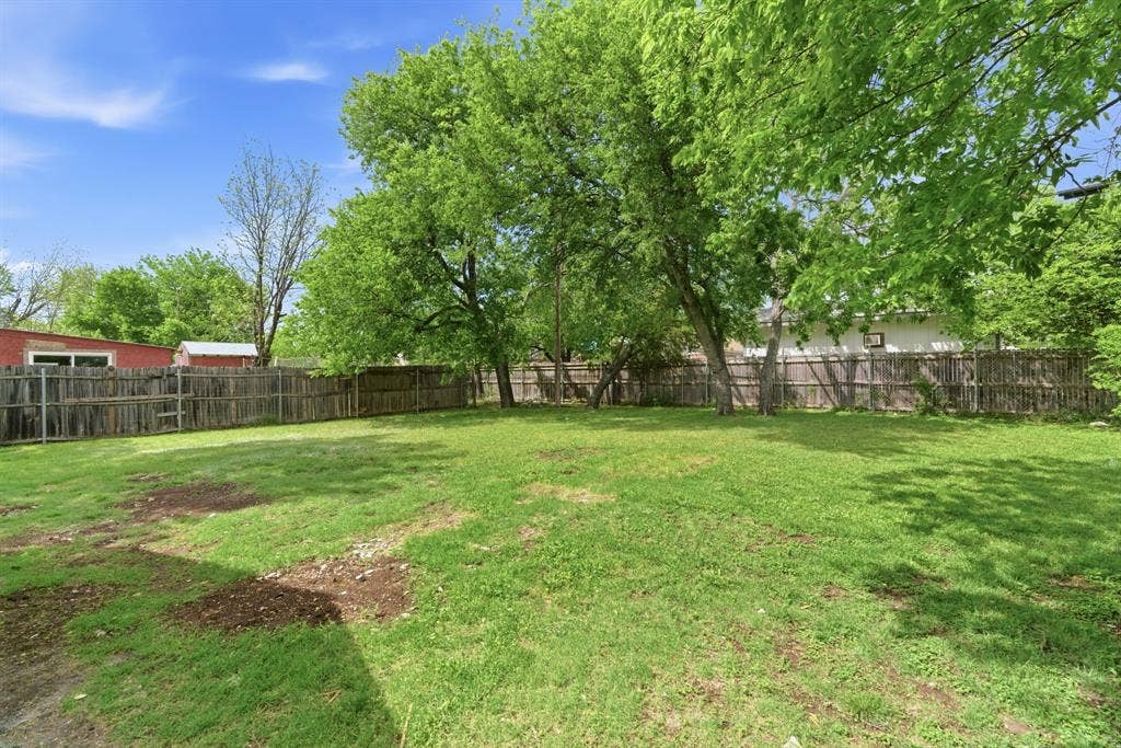 8816 Spaugh Court, White Settlement, TX 76108 8816 Spaugh Court, White Settlement, TX 76108