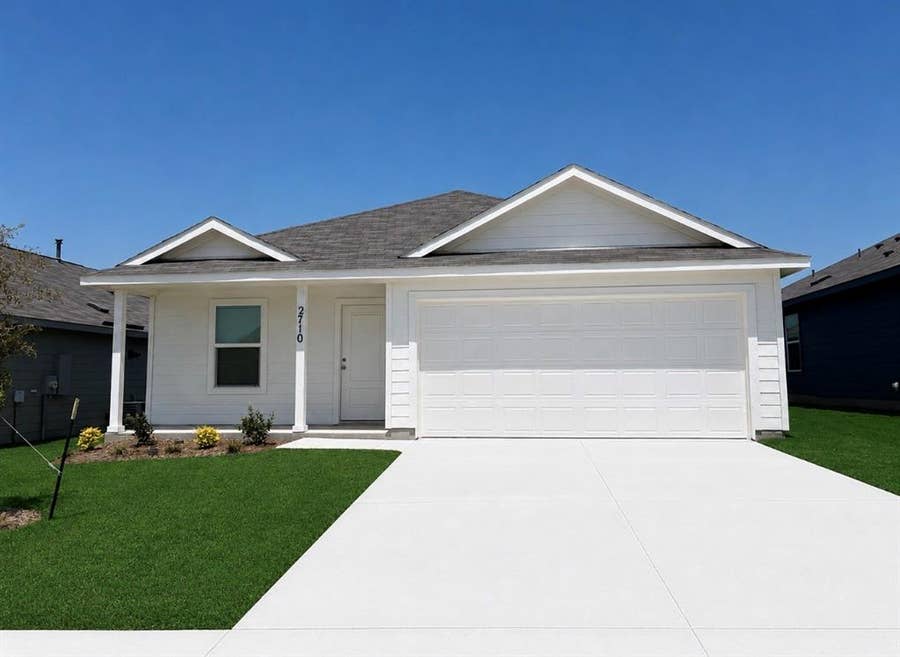 Property photo for 2710 Trail Ride Way, Crandall, TX
