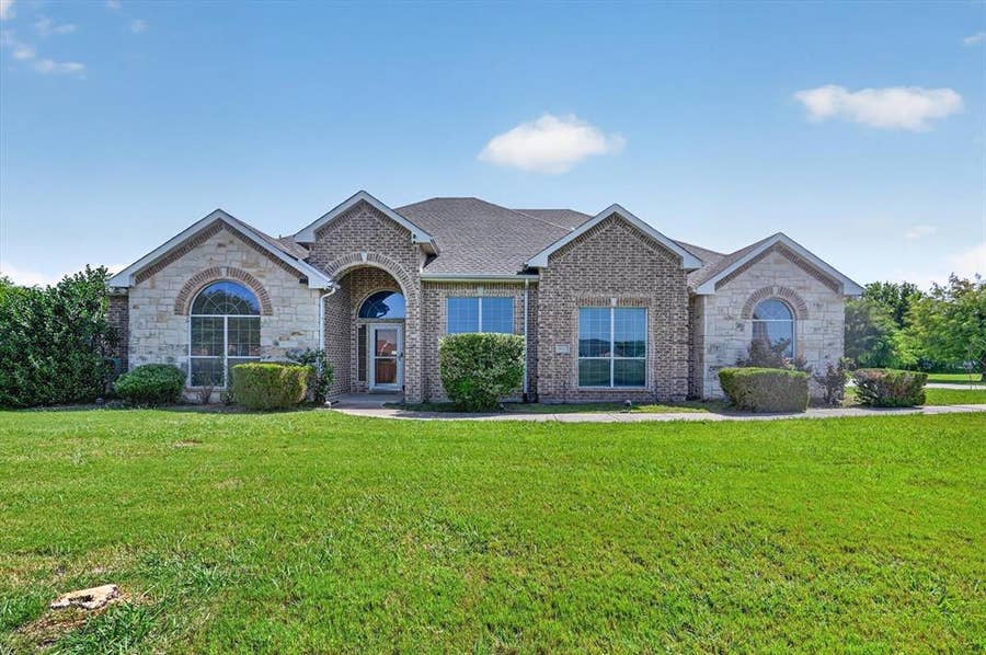Property photo for 11253 Glenn Cove, Forney, TX