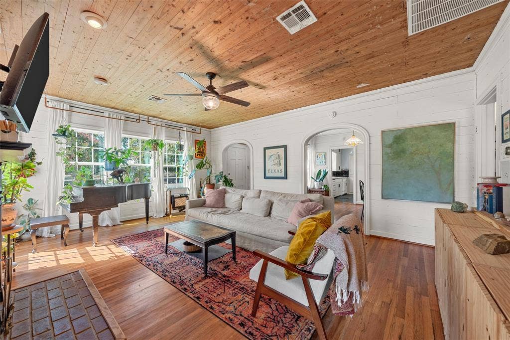2730 Live Oak Avenue, Waco, TX 76708 2730 Live Oak Avenue, Waco, TX 76708