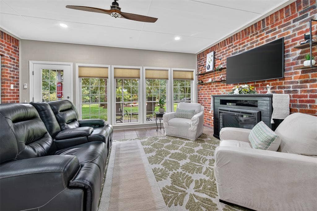 5611 Fm 2494, Athens, TX 75751 5611 Fm 2494, Athens, TX 75751
