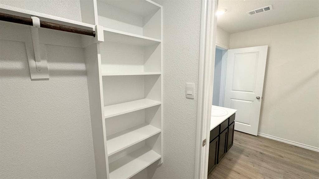 5004 Shumard Drive, Lindale, TX 75771 5004 Shumard Drive, Lindale, TX 75771