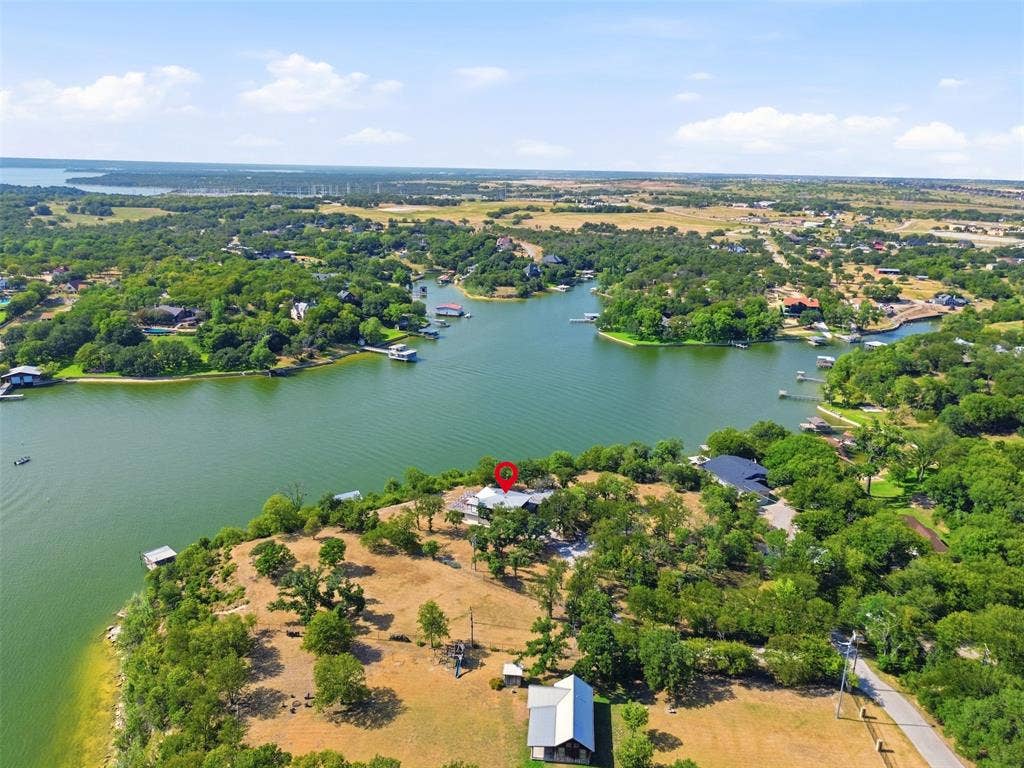9325 Westview Road, Fort Worth, TX 76179 9325 Westview Road, Fort Worth, TX 76179