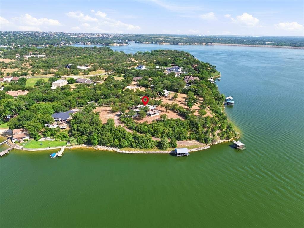 9325 Westview Road, Fort Worth, TX 76179 9325 Westview Road, Fort Worth, TX 76179