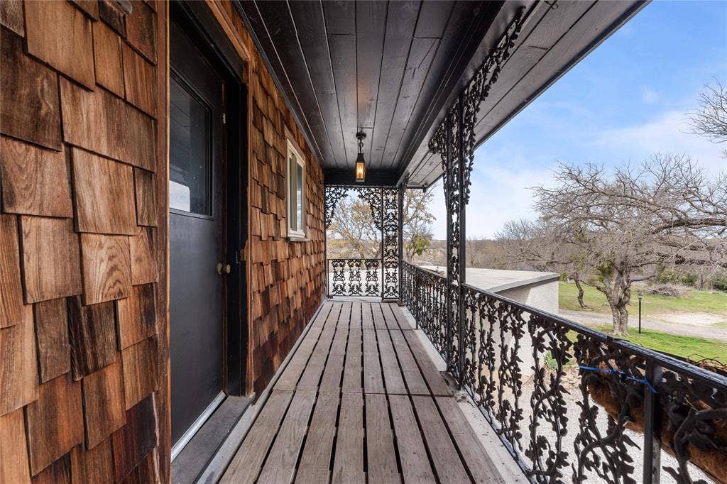 9325 Westview Road, Fort Worth, TX 76179 9325 Westview Road, Fort Worth, TX 76179