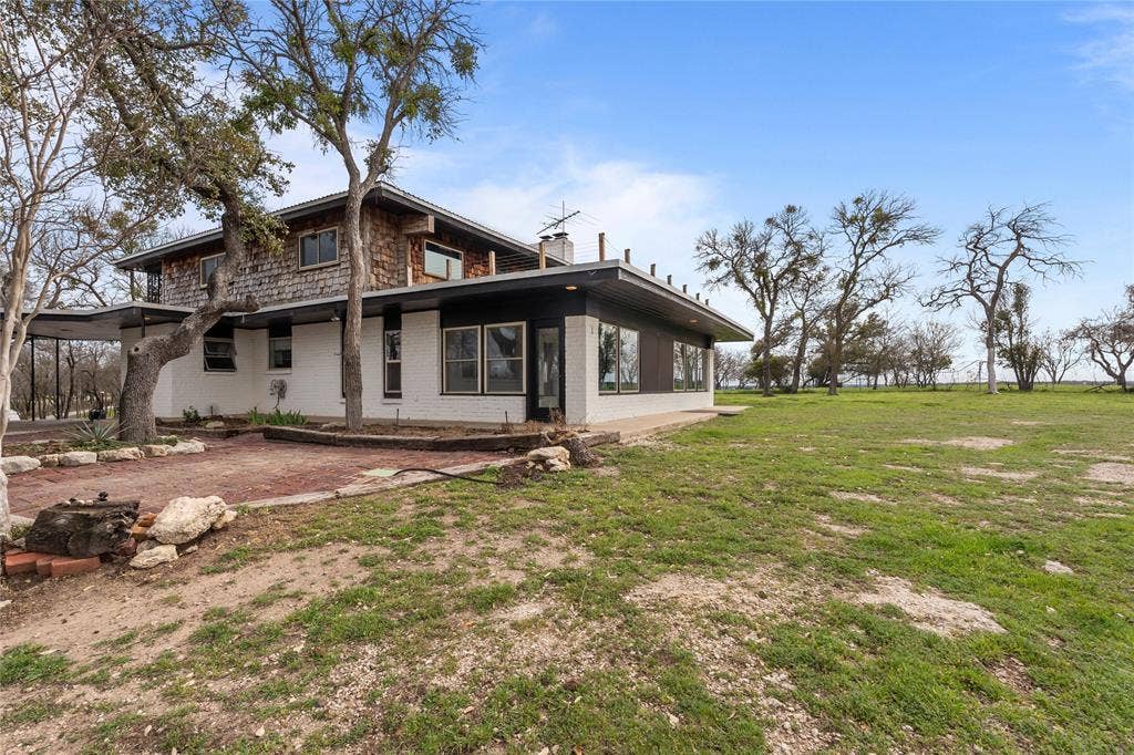 9325 Westview Road, Fort Worth, TX 76179 9325 Westview Road, Fort Worth, TX 76179