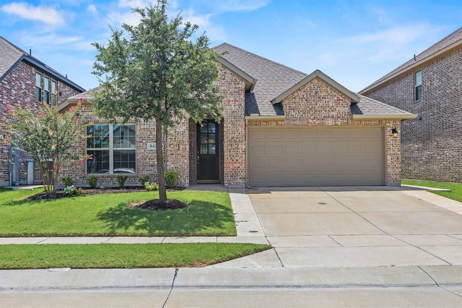 Property photo for 842 Mildren Lane, Fate, TX