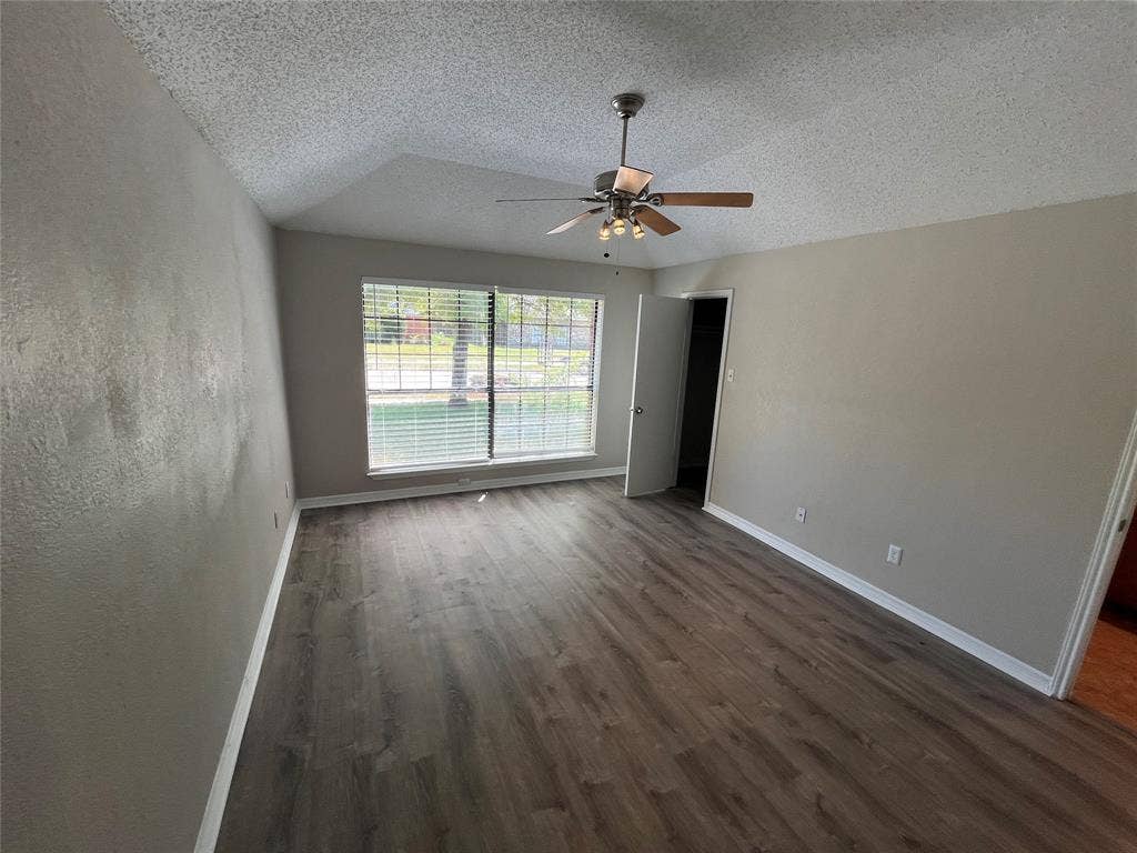 2405 Brookside Drive, Rowlett, TX 75088 2405 Brookside Drive, Rowlett, TX 75088
