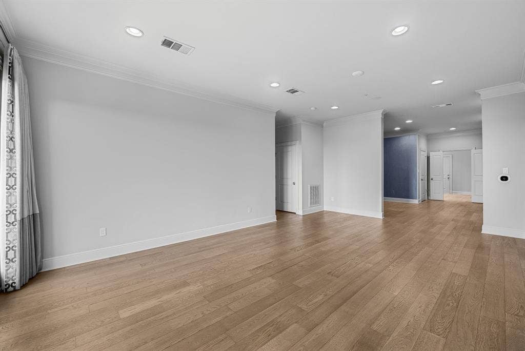 4240 Prescott Avenue, #8B, Dallas, TX 75219 4240 Prescott Avenue, #8B, Dallas, TX 75219
