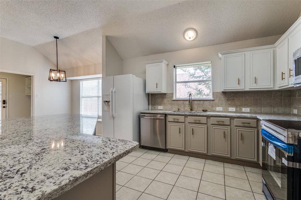 7046 Saint Augustine Drive, Frisco, TX 75033 7046 Saint Augustine Drive, Frisco, TX 75033