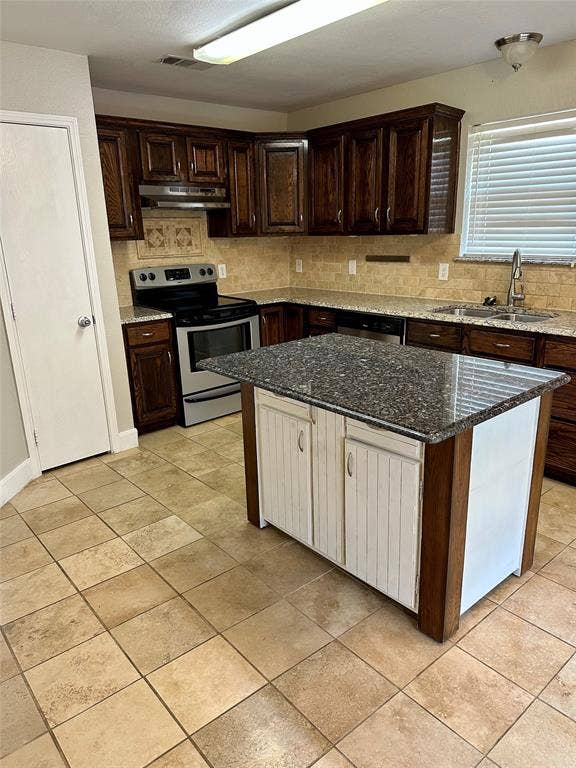 210 Windsor, Forney, TX 75126 210 Windsor, Forney, TX 75126