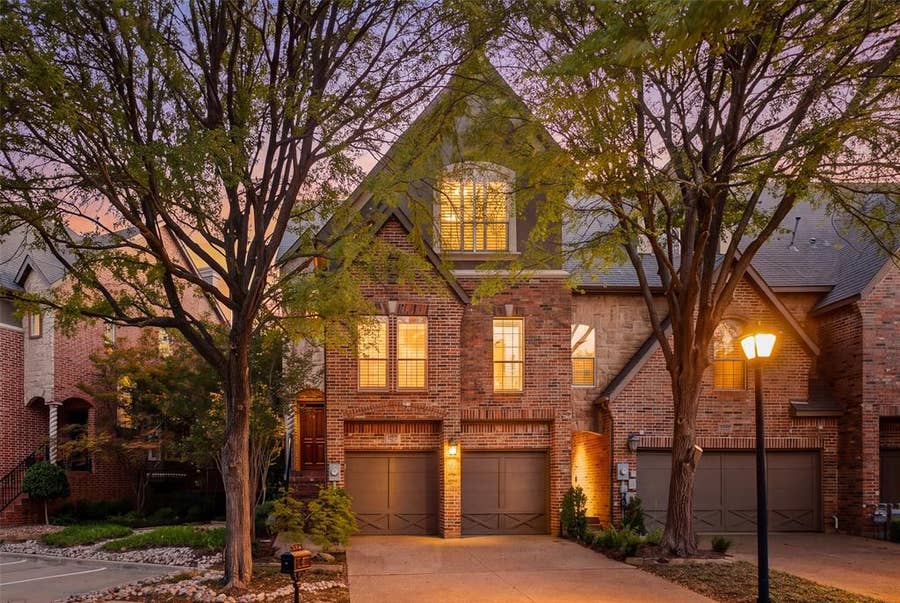 Property photo for 14891 Towne Lake Circle, Addison, TX
