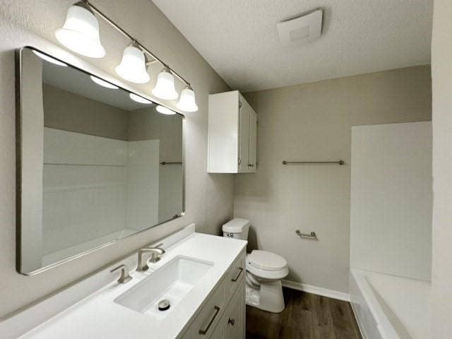 328 Hillside Court, Burleson, TX 76028 328 Hillside Court, Burleson, TX 76028