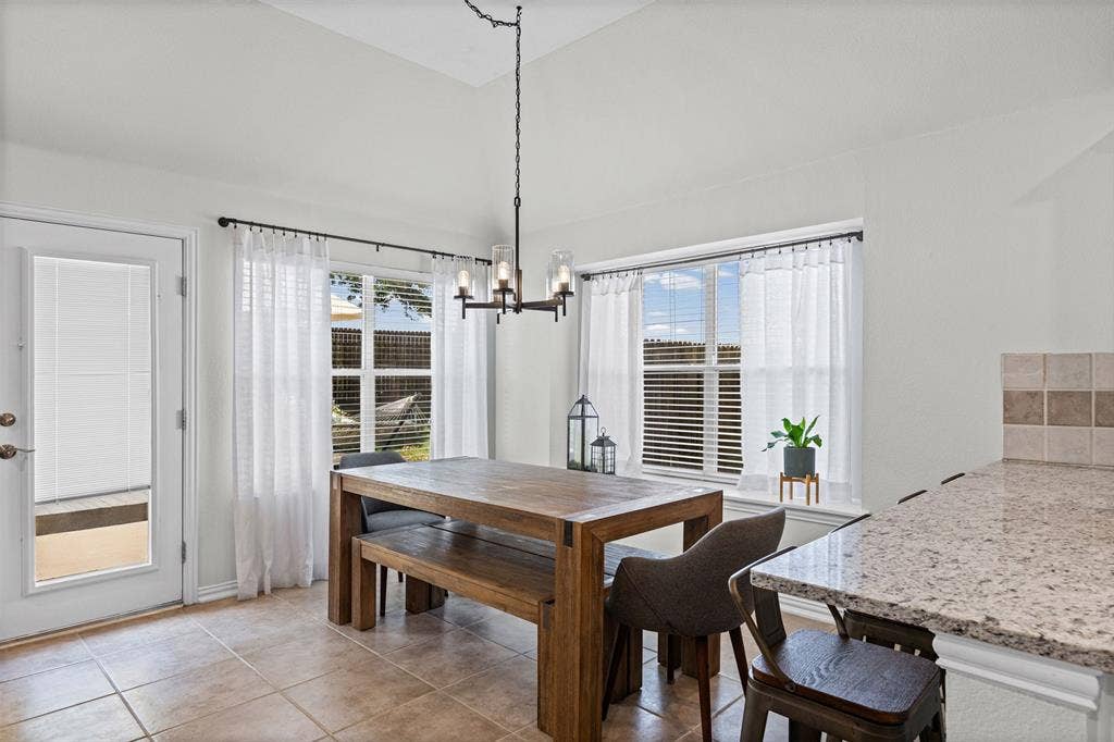 6401 Orange Blossom Drive, Midlothian, TX 76065 6401 Orange Blossom Drive, Midlothian, TX 76065