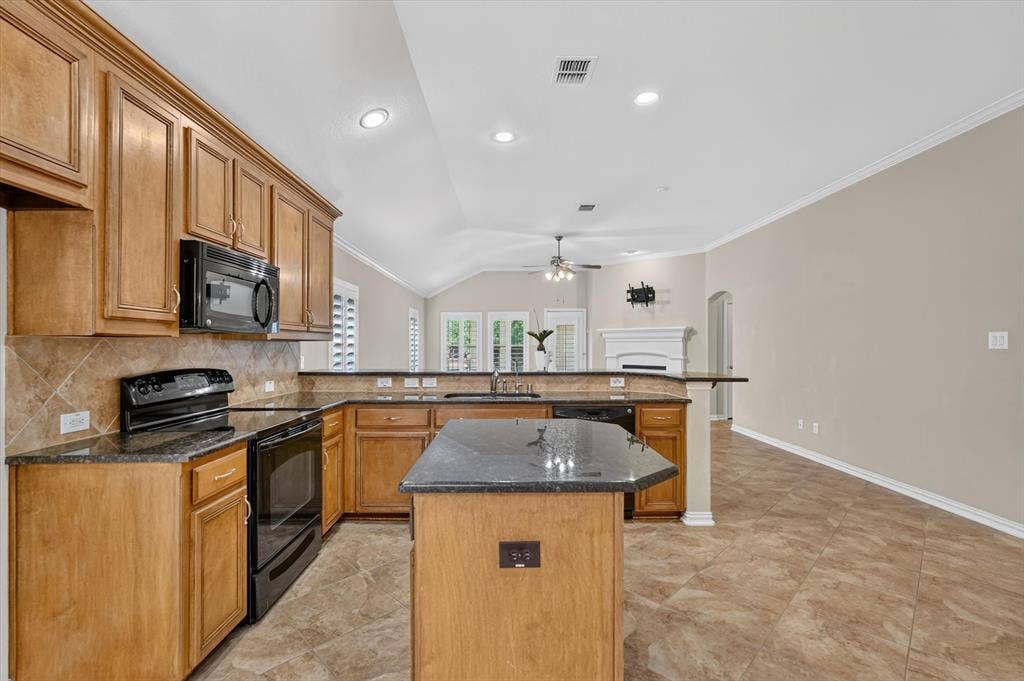 307 Highland Ridge Drive, Wylie, TX 75098 307 Highland Ridge Drive, Wylie, TX 75098