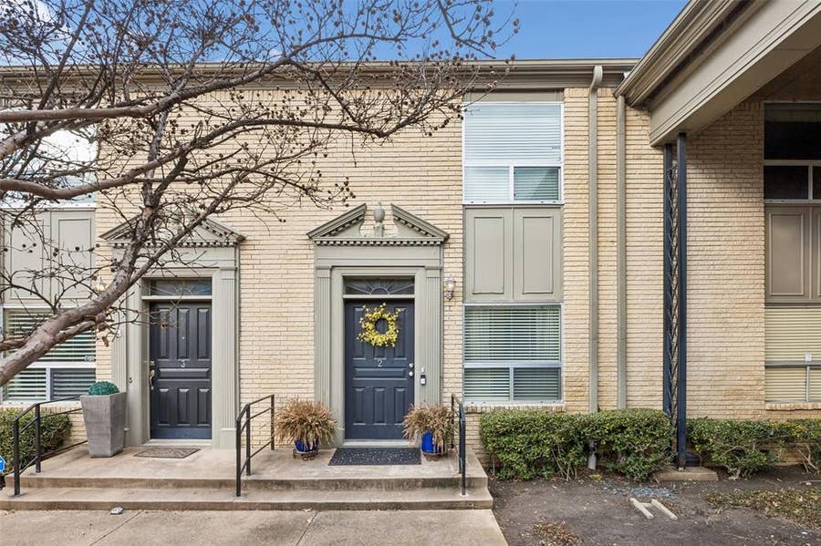 Property photo for 7506 W Northwest Highway, #2, Dallas, TX