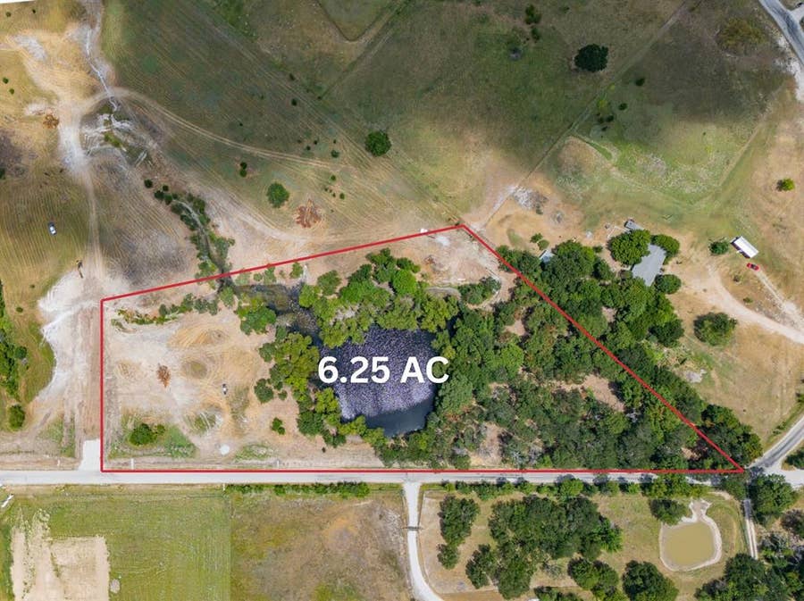 Property photo for 487 County Road 2514, Decatur, TX