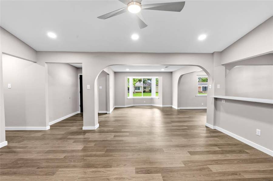 Property photo for 702 Austrian Road, Grand Prairie, TX
