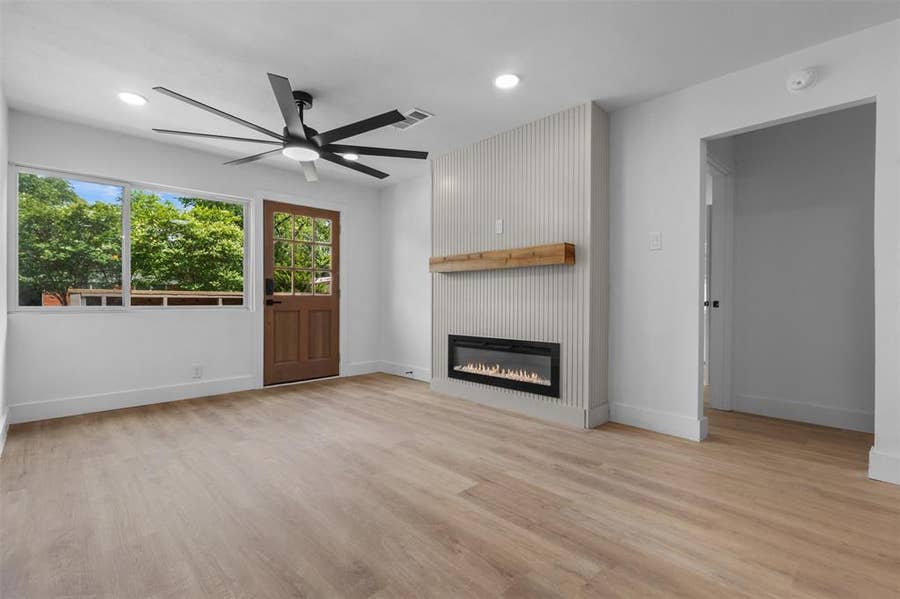 Property photo for 2938 Hillglenn Road, Dallas, TX