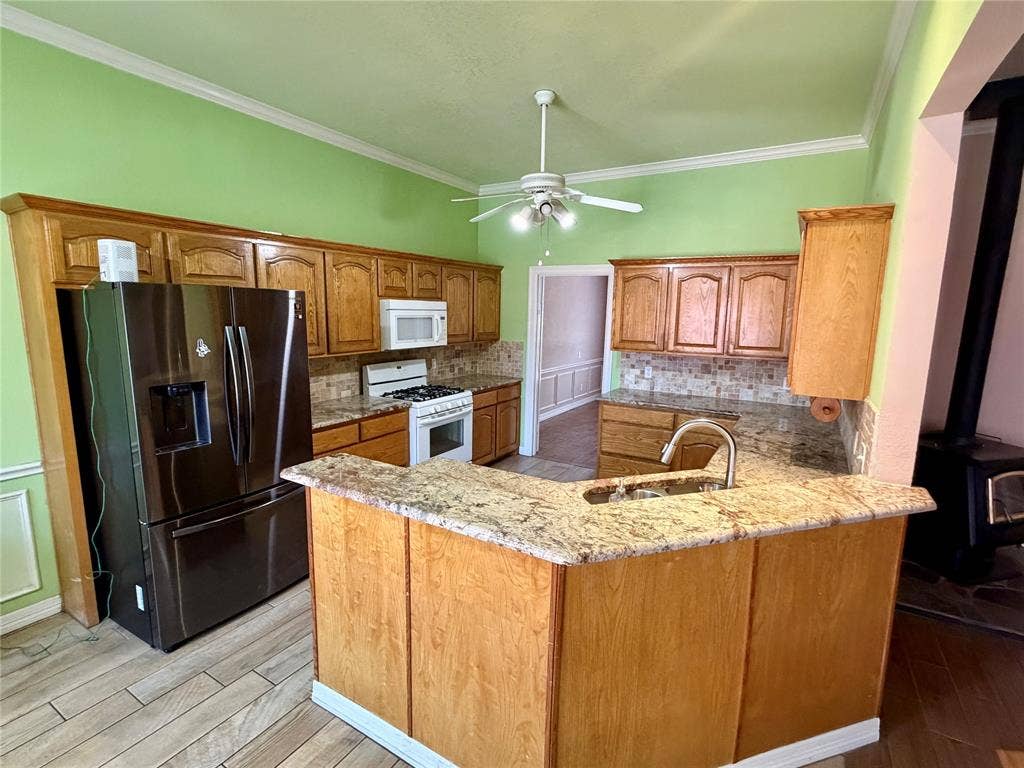 7830 Mavis Avenue, Waxahachie, TX 75167 7830 Mavis Avenue, Waxahachie, TX 75167