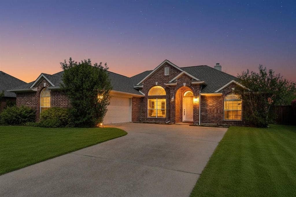 750 Stefhanie Drive, Celina, TX 75009 750 Stefhanie Drive, Celina, TX 75009