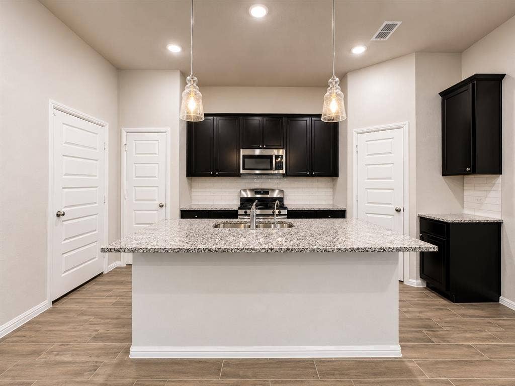 3720 Yarrow Drive, Denton, TX 76226